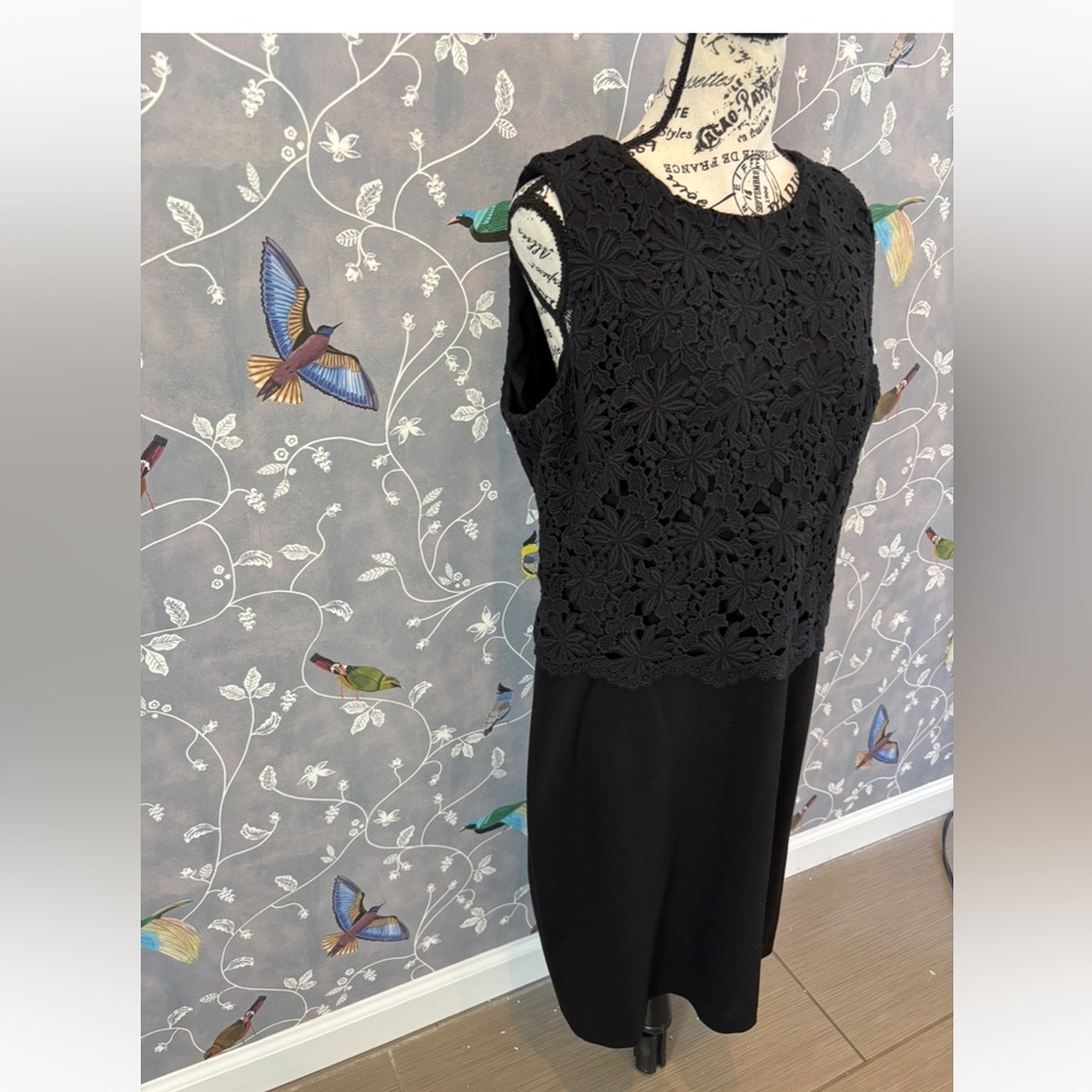 NWT Talbots Black Ponte Floral Embroidered Lace Formal Sheath Dress Women 16P - Picture 5 of 16